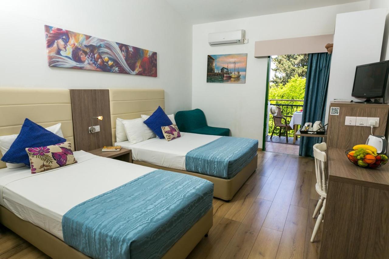 Fitosinn Hotel Geroskipou エクステリア 写真